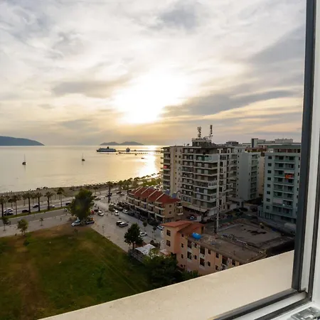 Lungomare Viewpoint * Avlonya